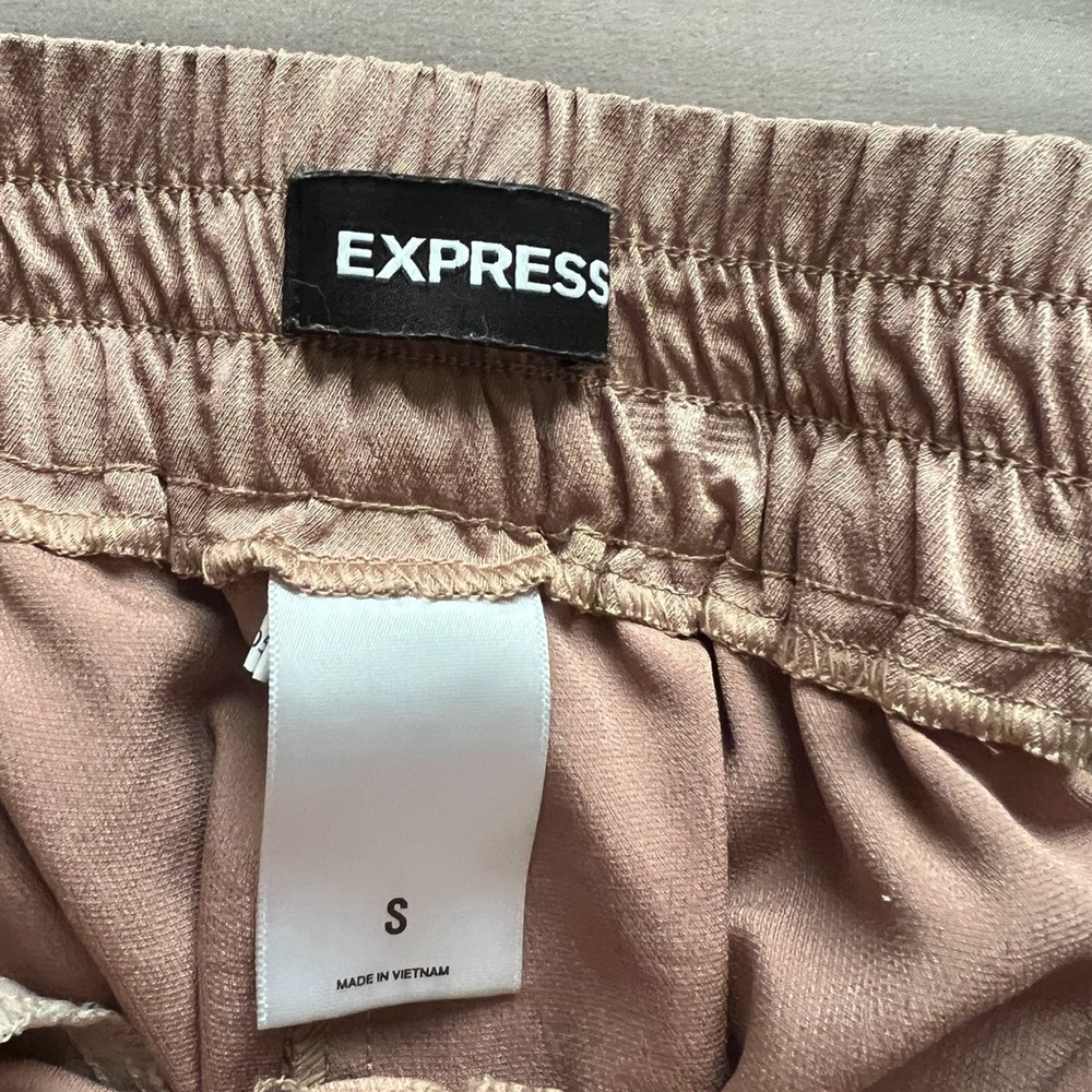 Express Pants - Picture 4 of 4